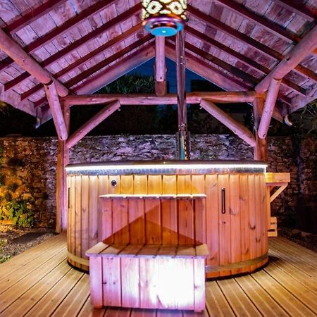 La Cabane Des Colibris Rieupeyroux  المظهر الخارجي الصورة